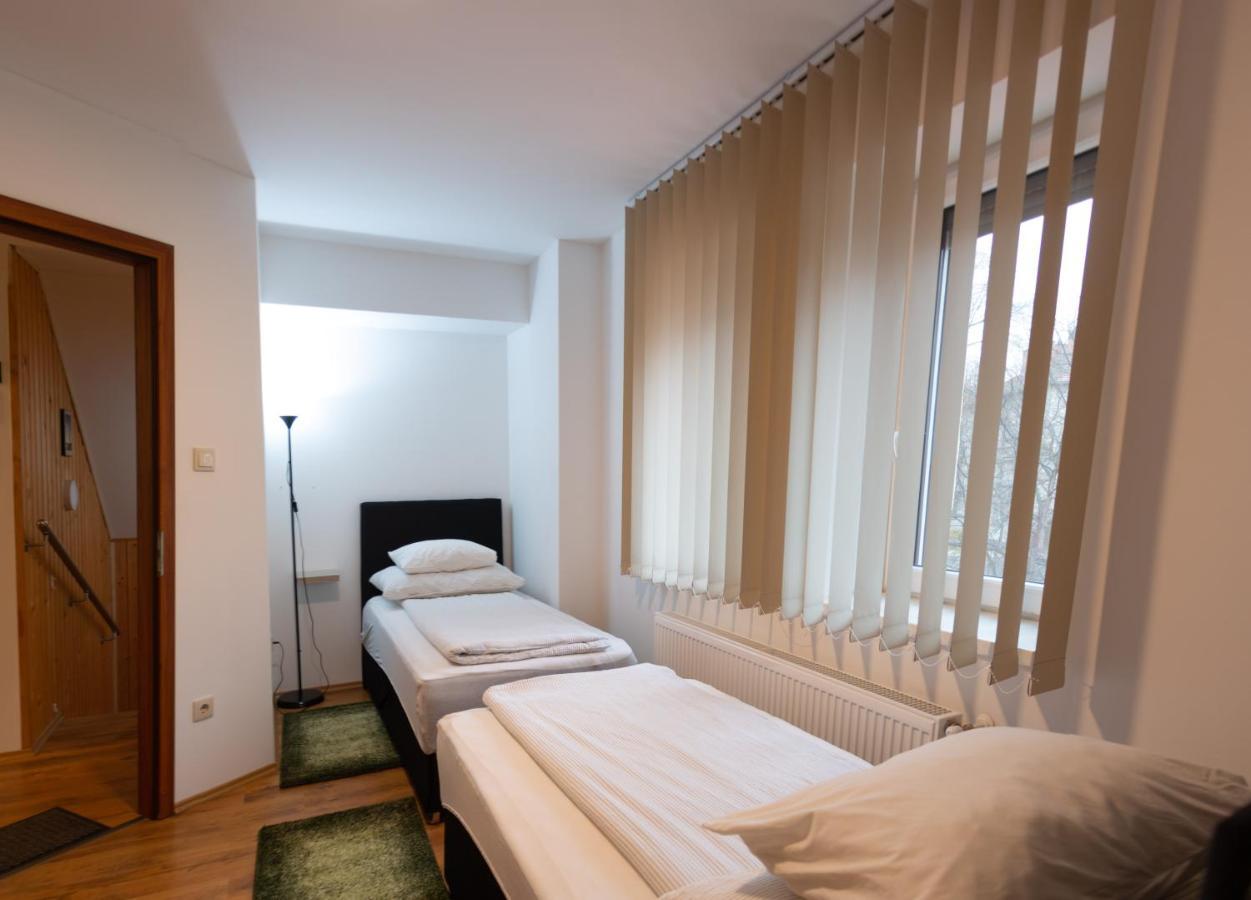 Poroszlay Apartman デブレツェン エクステリア 写真