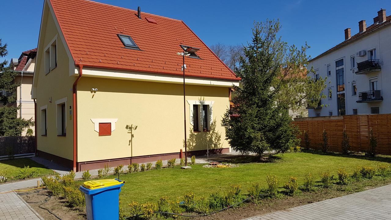 Poroszlay Apartman デブレツェン エクステリア 写真