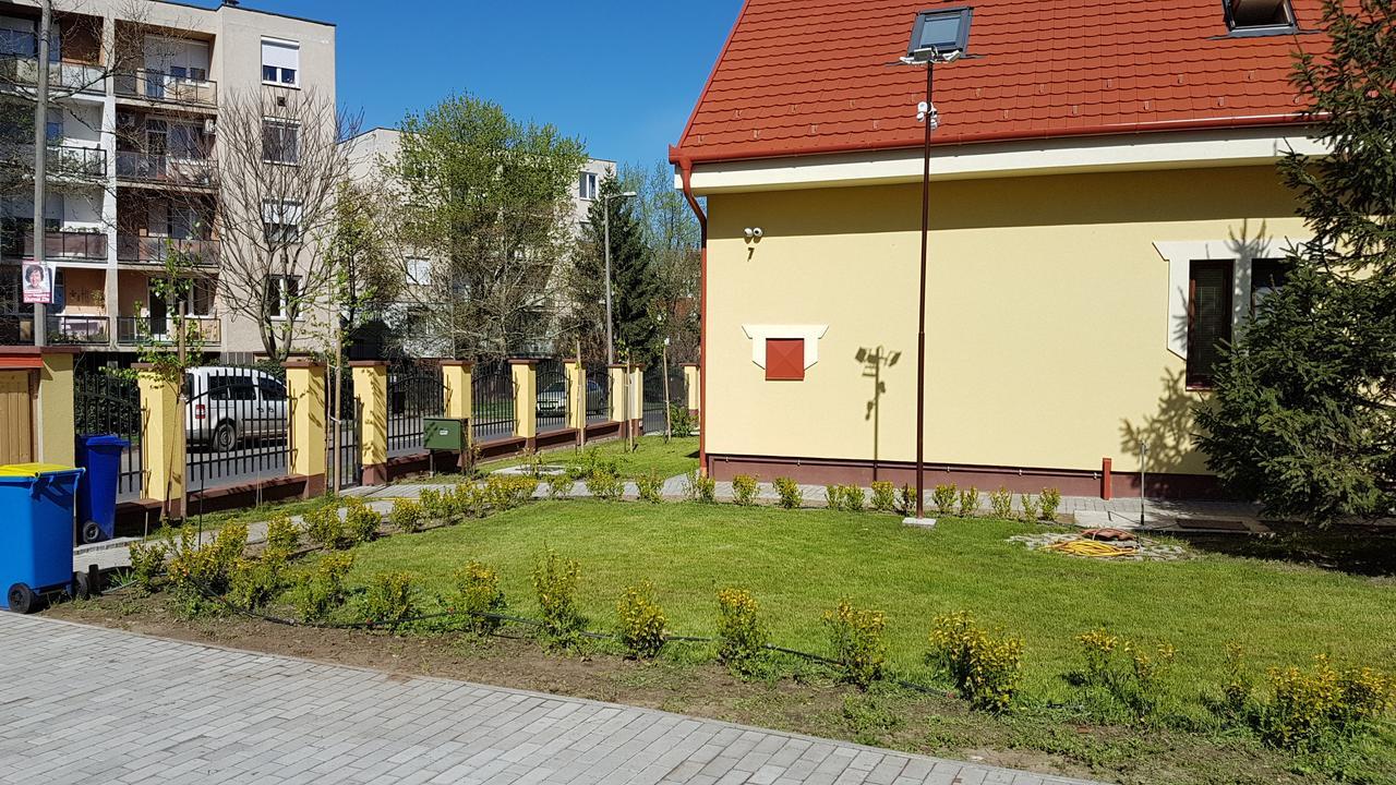 Poroszlay Apartman デブレツェン エクステリア 写真